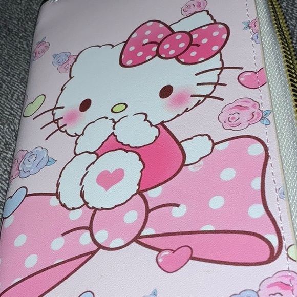 Hello Kitty wallet - Picture 2 of 3